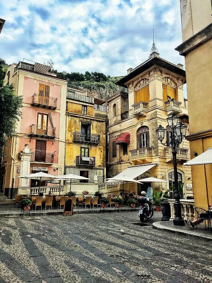Awa Cefalu Umberto I Apartment